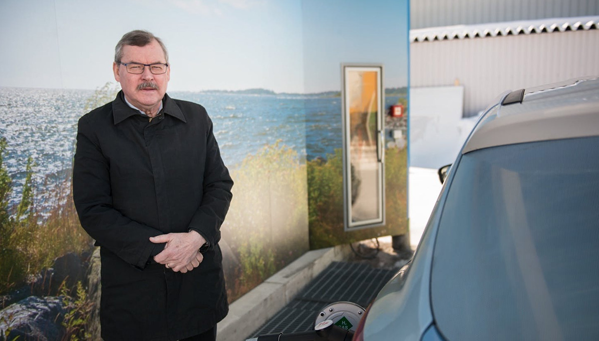 Entreprenören Boh Westerlund, från Umeå, började intressera sig för vätgasfordon i början av 2000-talet och insåg snabbt att det var framtiden – men problemet var avsaknaden av tankstationer i Sverige. (Foto: Henrik Klingberg)